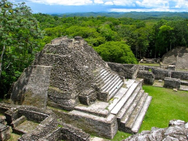 caracol maya ruins