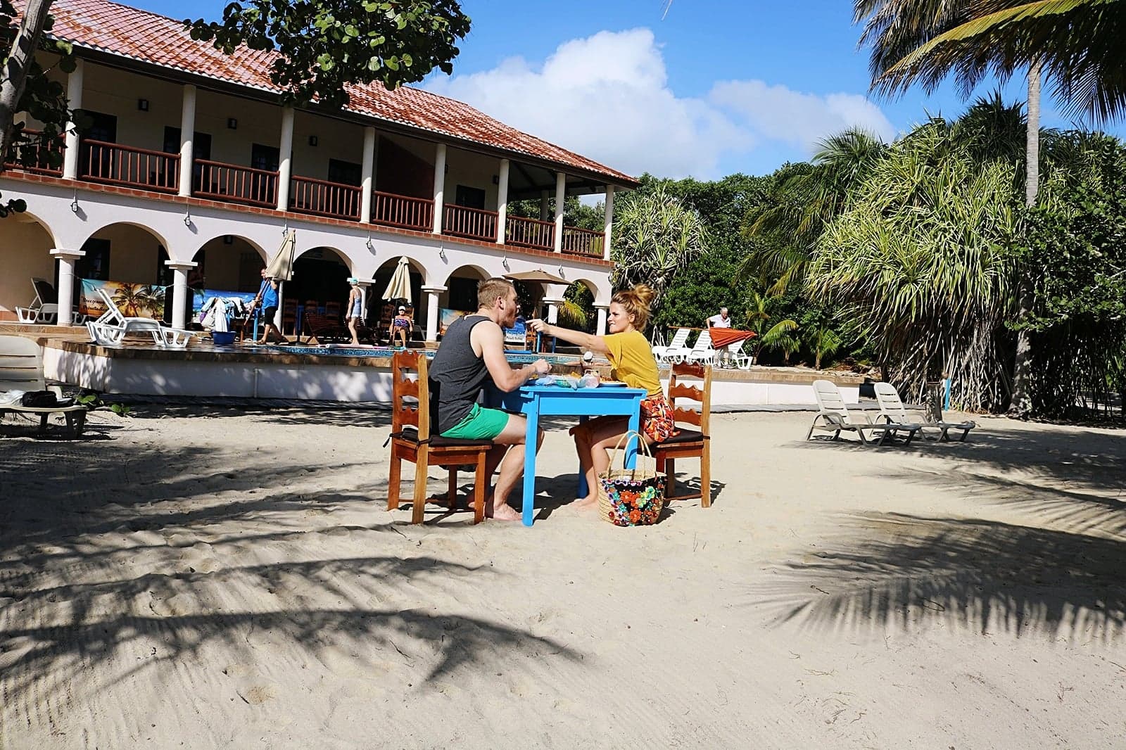 where to eat in placencia belize