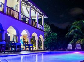 Why you will love staying at Mariposa Beach Resort in Placencia Belize