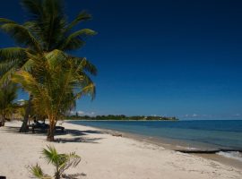 retire in placencia belize