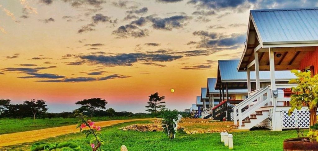 best place to retire and live in belize