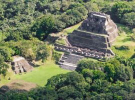 10 Mind-Blowing Maya Ruins in Belize To Visit At Least Once In A Lifetime belize maya ruins