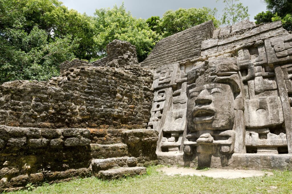Can't-Miss La Ruta Maya Canoe Race