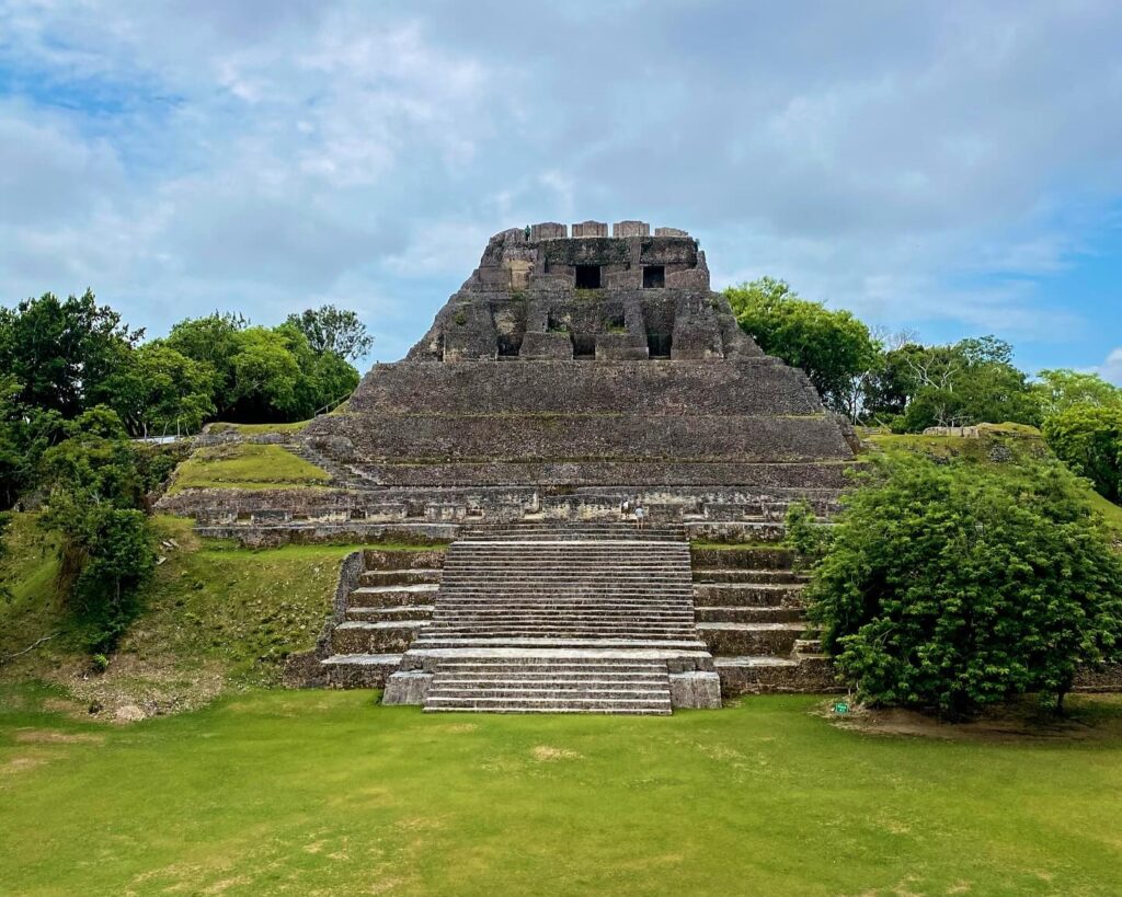 belize mayan ruins