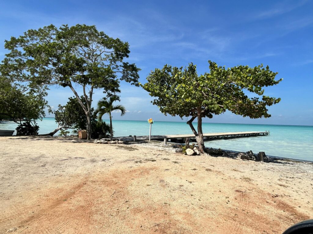 beachfront stay Belize