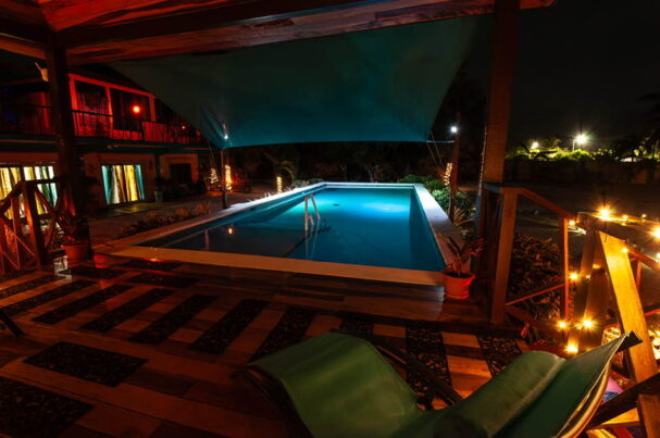 Iguana Beach House escape