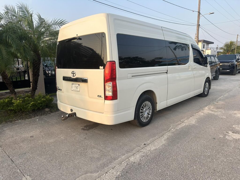 Seamless travel to Placencia Belize