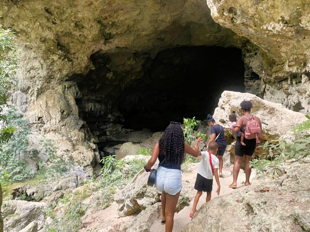  Belize tours for families
