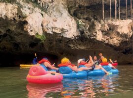 Planning a Reunion? Here’s Why Belize Should Be Your Spot Island vs Inland Belize