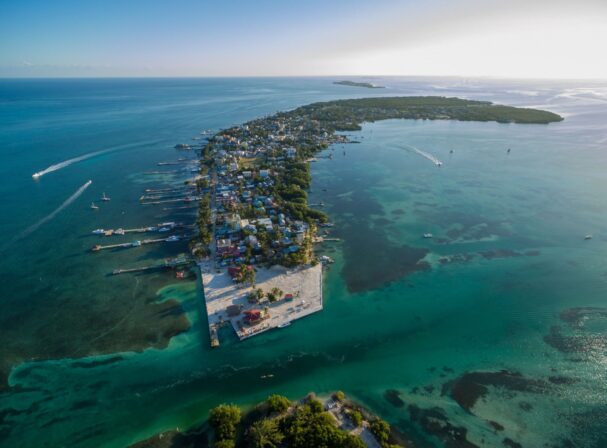 retire in Belize 2026
