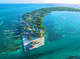 Ambergris Caye vs Caye Caulker: Which Is Better in 2026? Caye Caulker 2026