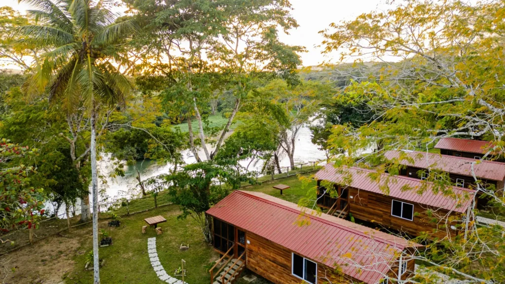 Carmelita River Cabins