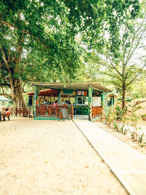 Villa Massis Waterfront Restaurant